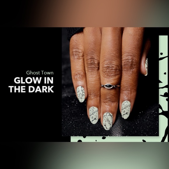 color Street Nail Set Ghost Town - Picture 9 of 13